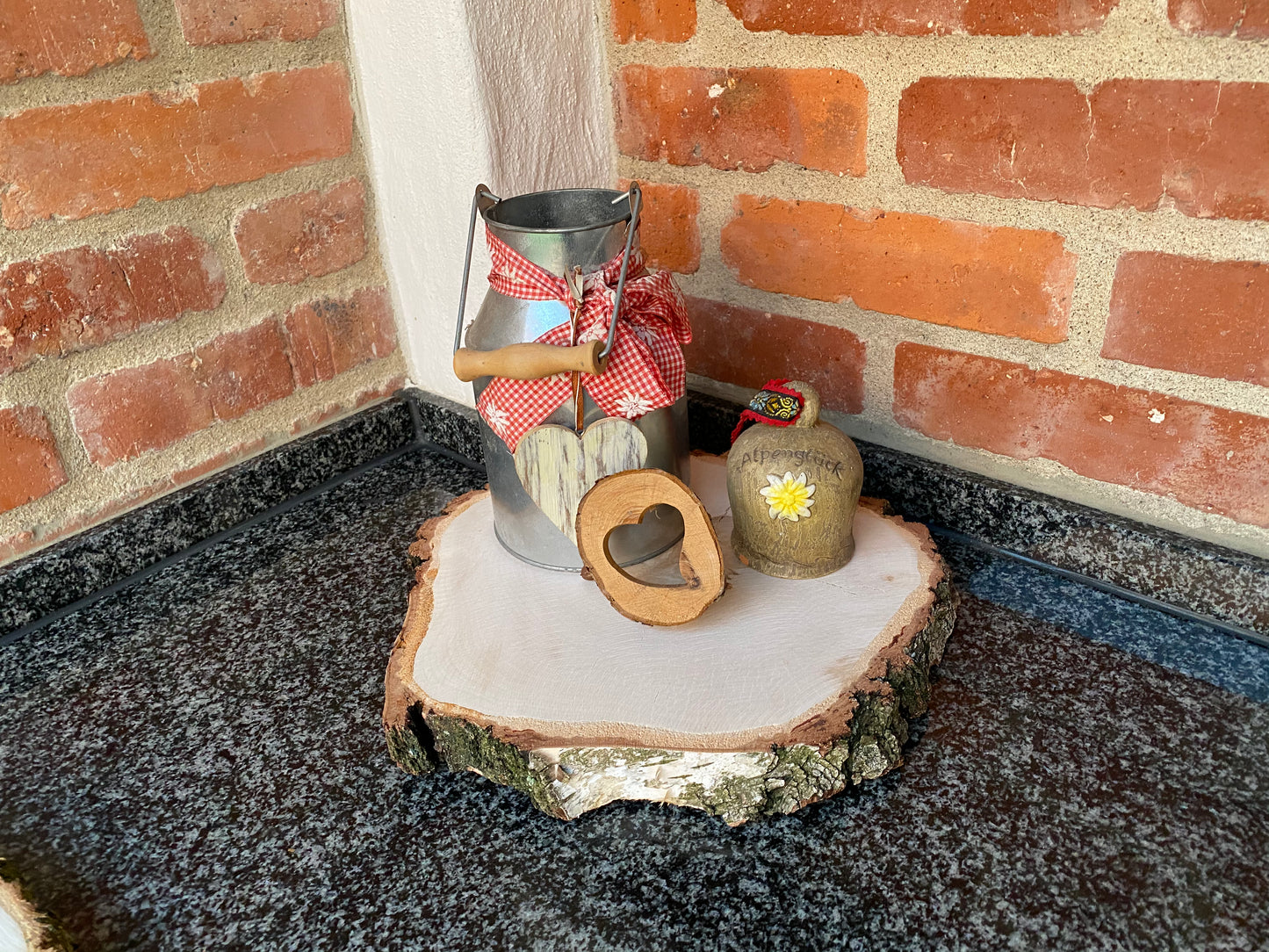 Birkenscheiben in Natur und geschliffen, Tischdeko Baumscheiben Holzscheiben
