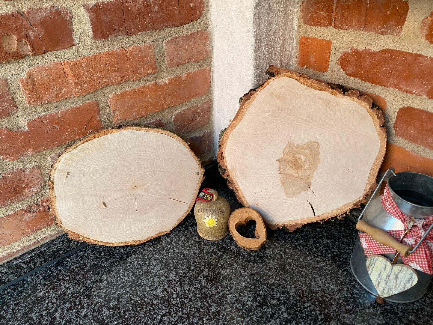 Birkenscheiben in Natur und geschliffen, Tischdeko Baumscheiben Holzscheiben